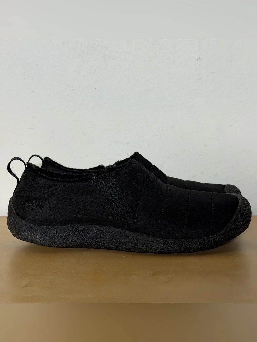 Keen Howser II Slippers Black Fleece Lined Slip On Shoes 1011882 Men's Sz 11.5